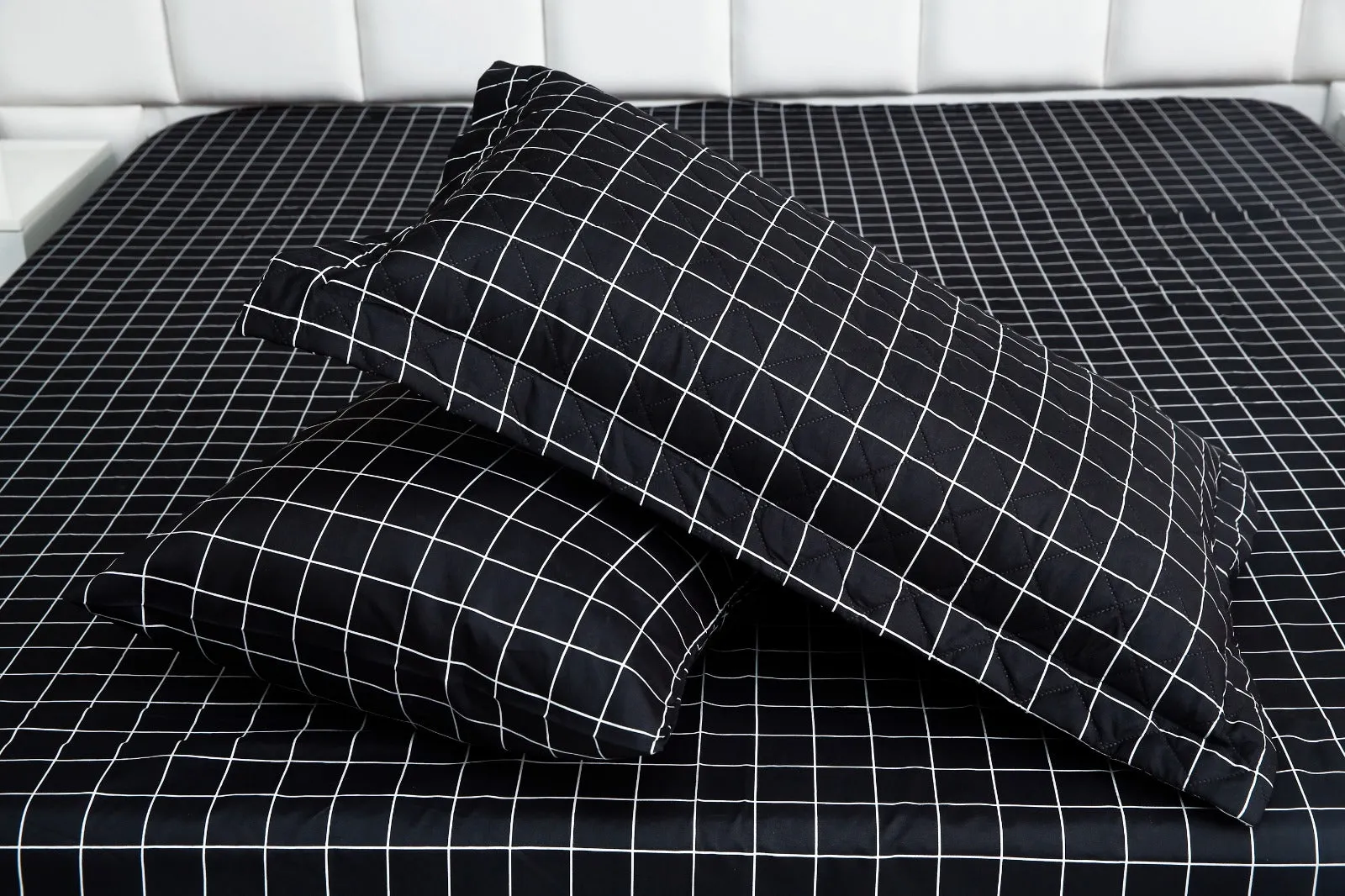 6 PCs Bed Spread Set-Black Check