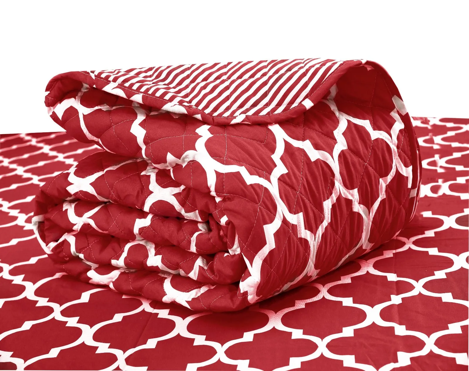 6 PCs Bed Spread Set-Maroon Geometric