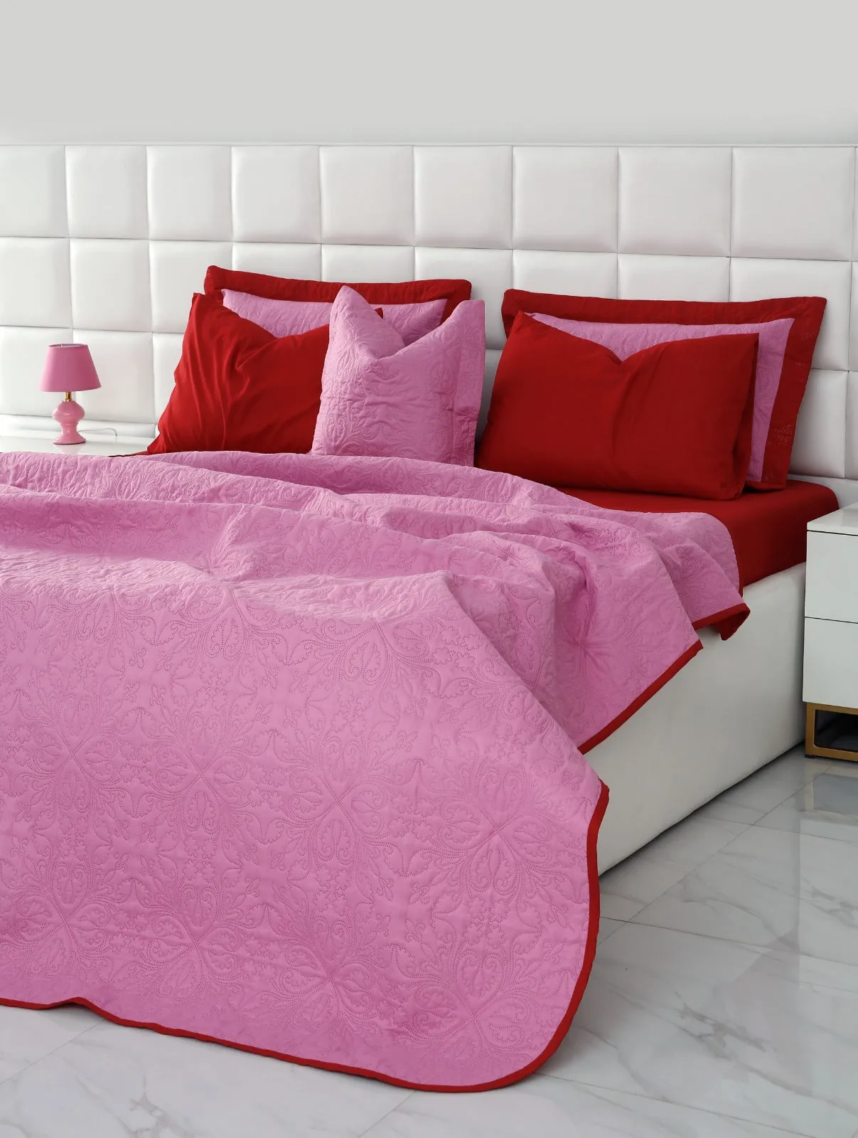 7 PCs Ultrasonic Bed Spread Set-Red over Lilac