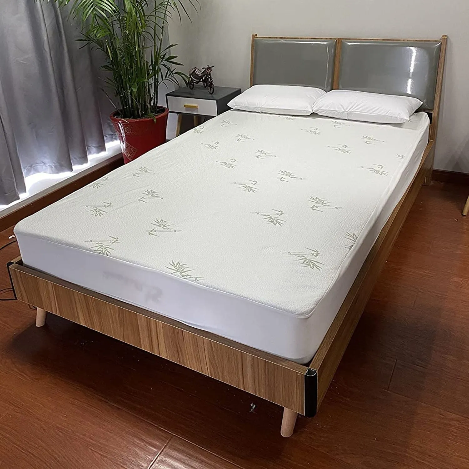 Bamboo Jacquard Waterproof Mattress Protector Double