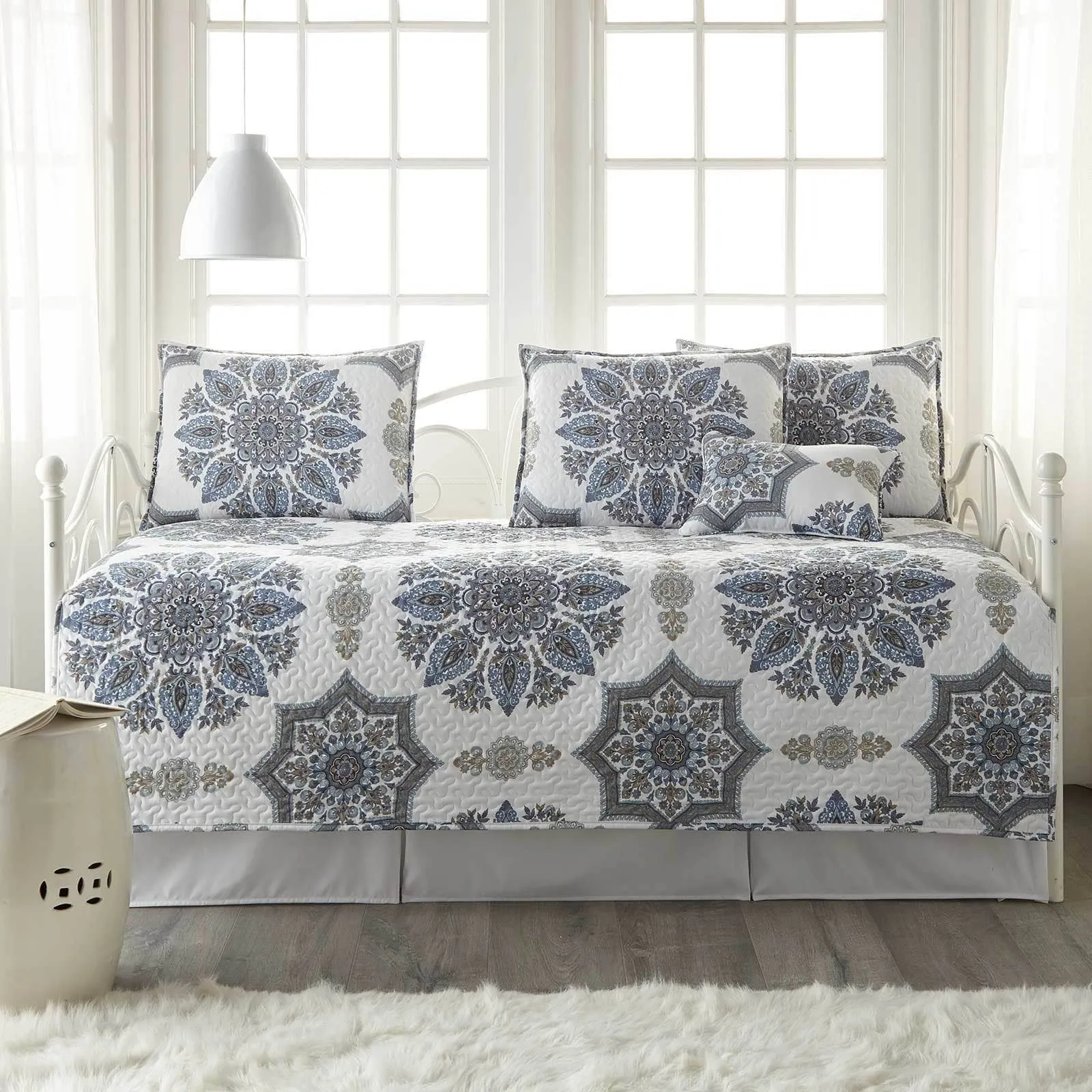 Infinity 6-Piece Daybed Set