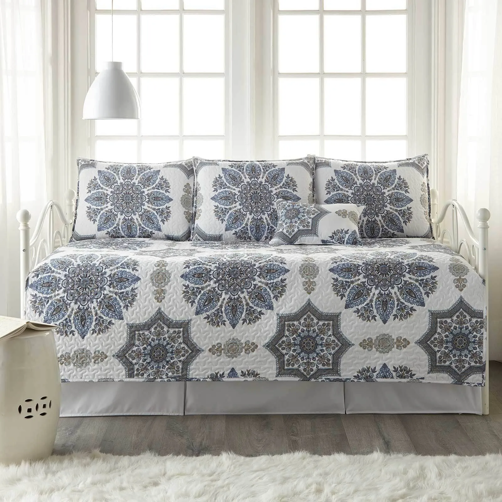 Infinity 6-Piece Daybed Set