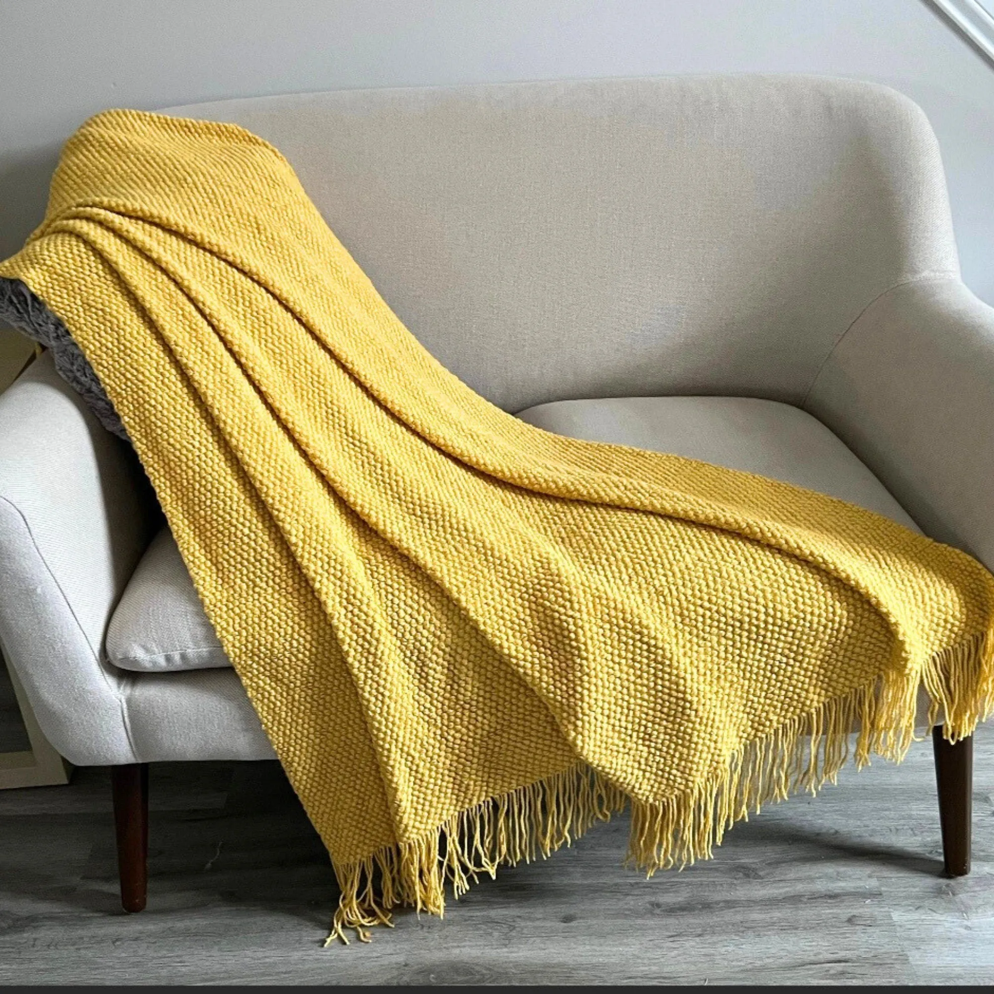 Knitted Blanket with Tassels, BedSpread, Lightweight Throw for Couch, Gift for Women