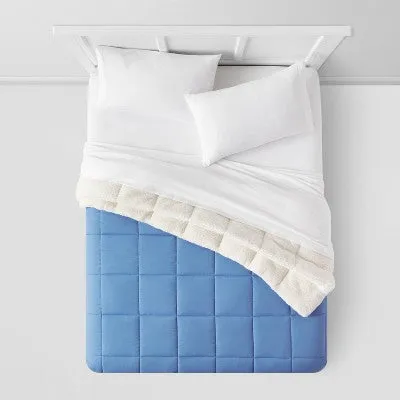 New - Room Essentials Knitted Reversible Comforter Solid Brushing, Blue, Full/Queen