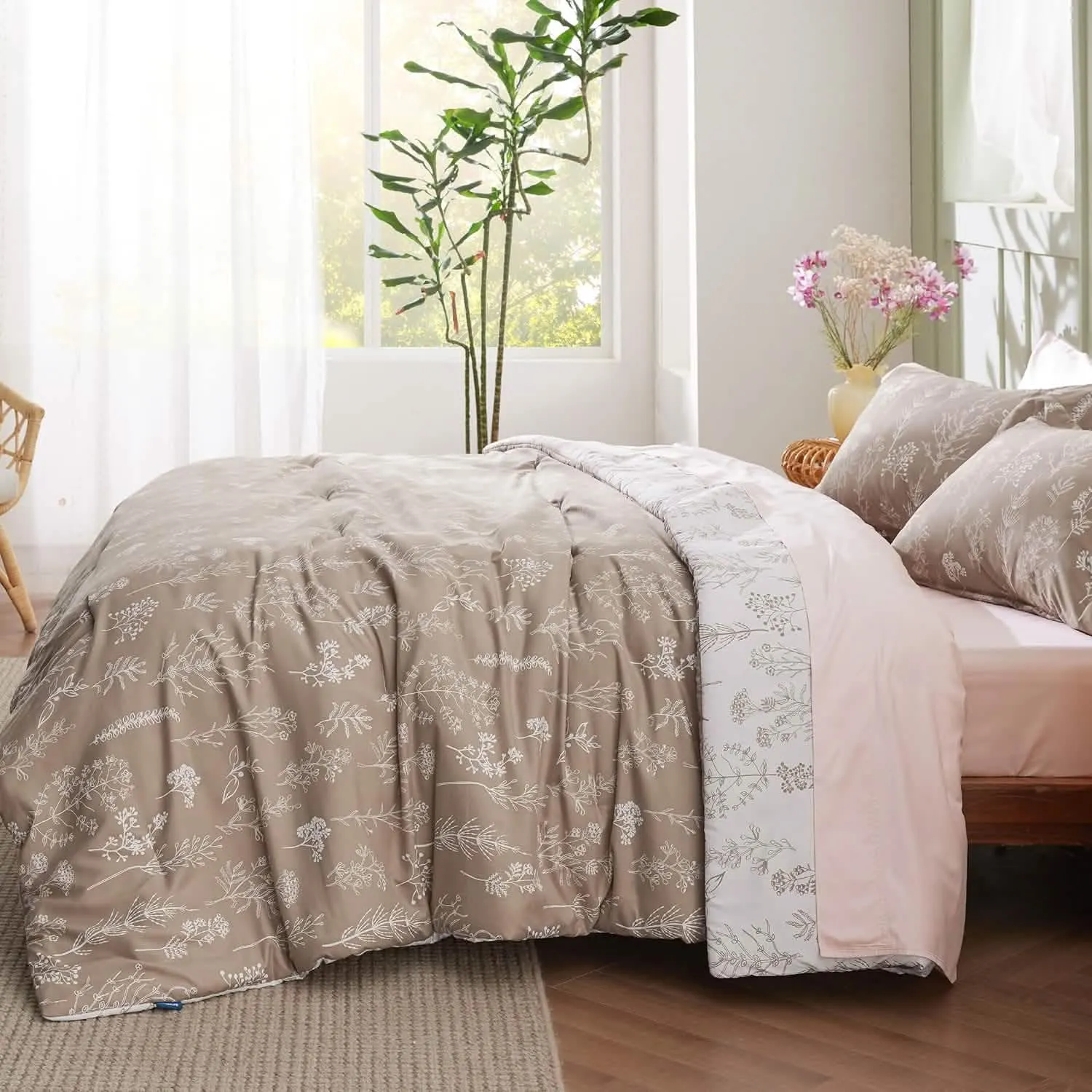 Reversible Floral Print Comforter Set-2