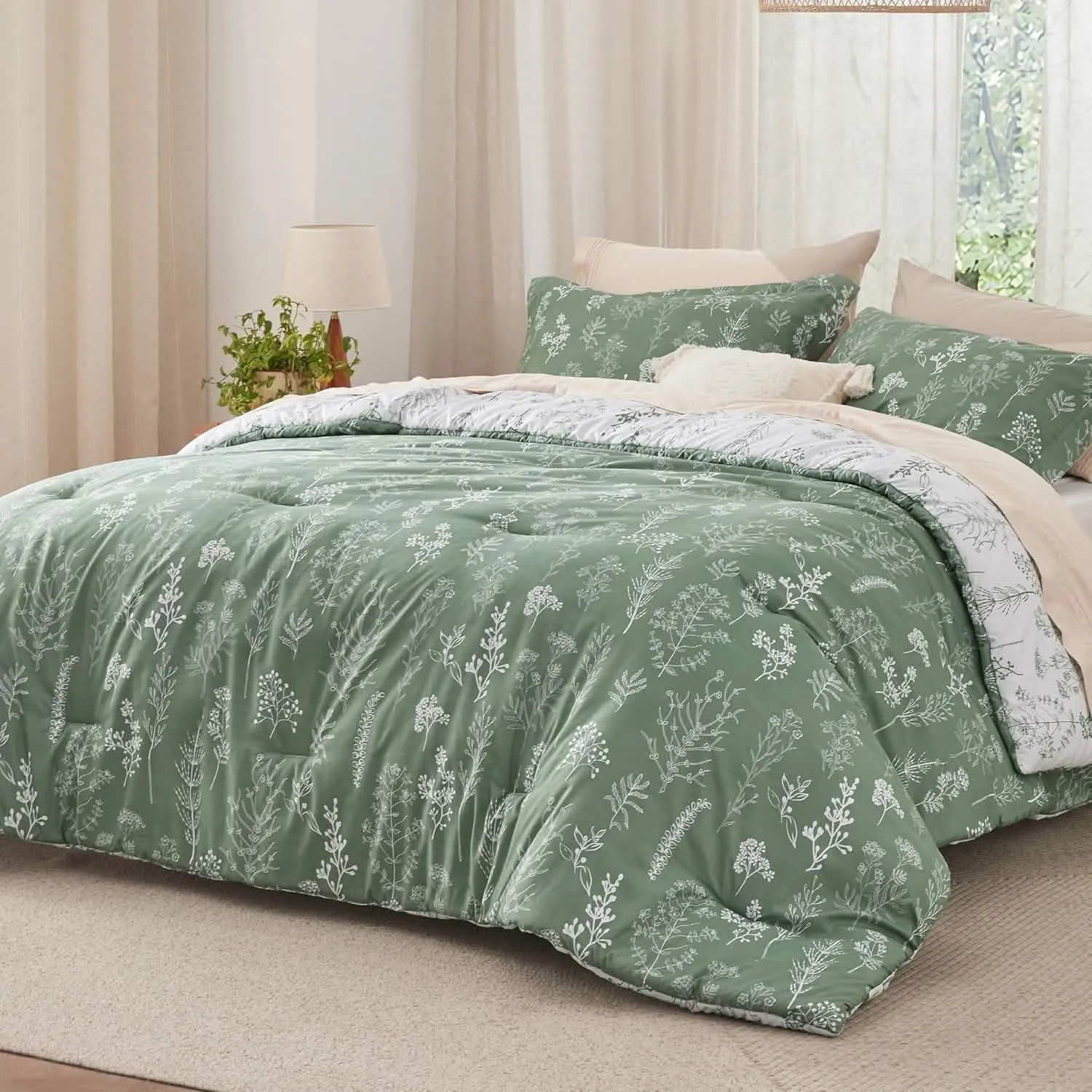 Reversible Floral Print Comforter Set-2