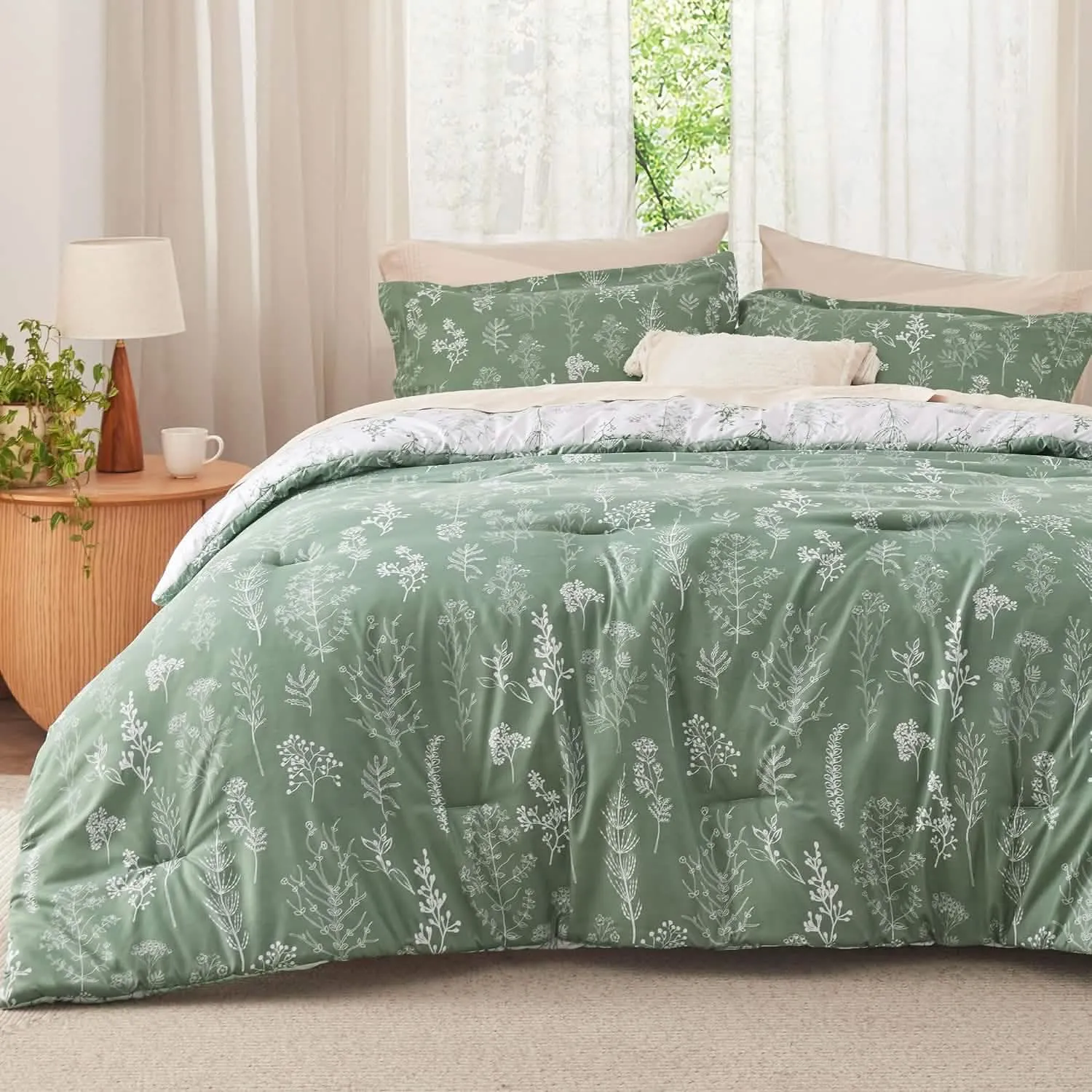 Reversible Floral Print Comforter Set-2