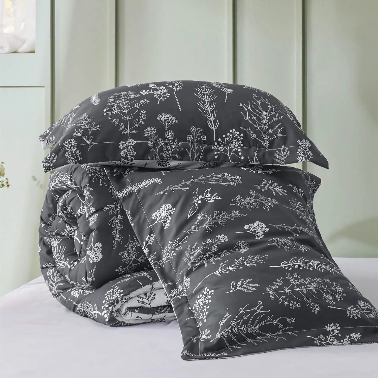 Reversible Floral Print Comforter Set-2