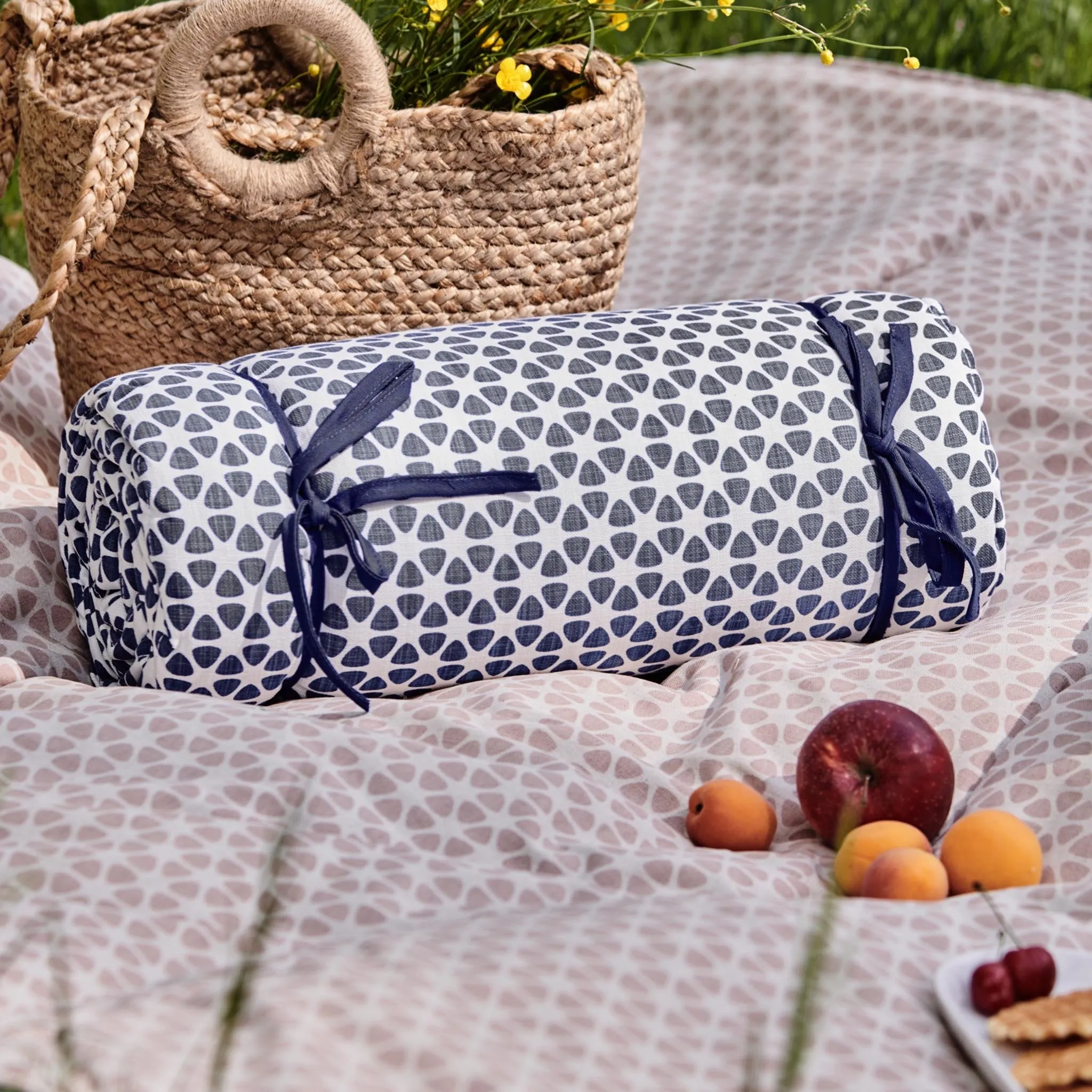 Saldanha Picnic Blanket [Ultramarine/Natural]