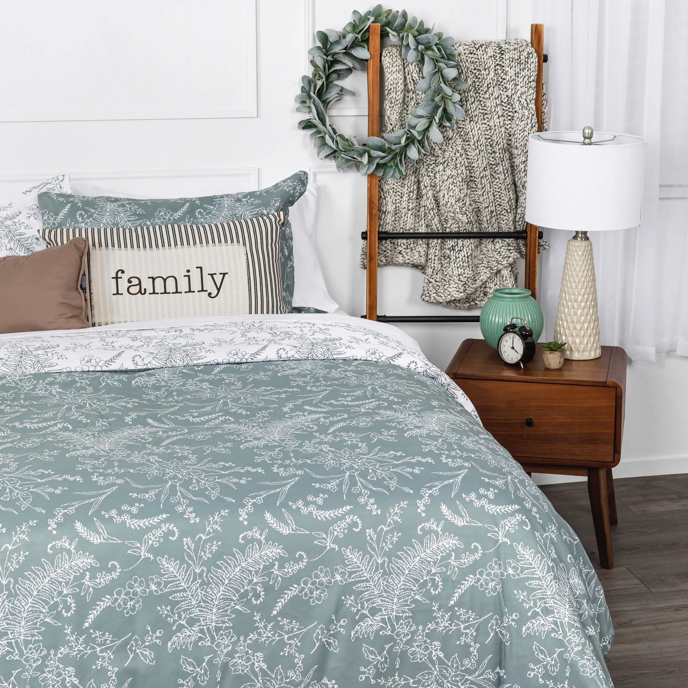 Winter Brush Reversible Comforter Set